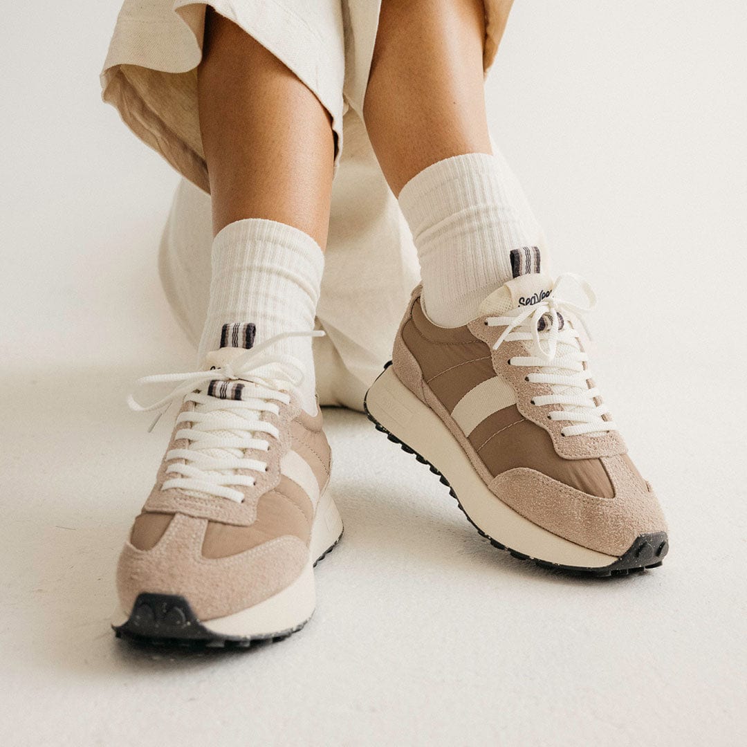 Womens - Acorn Trainer - Latte