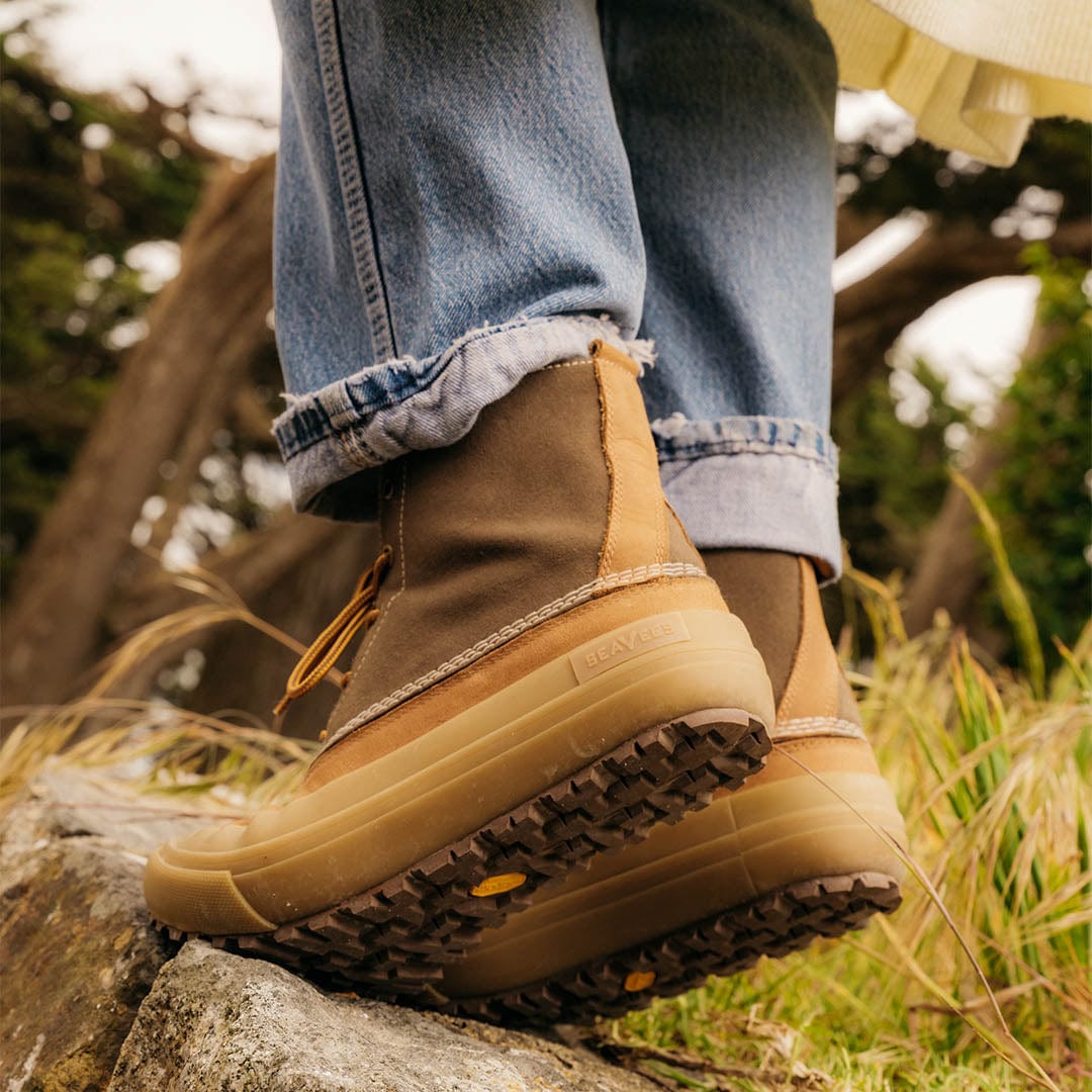 Womens - Cascade Range Boot - Cashew/Olive – SeaVees